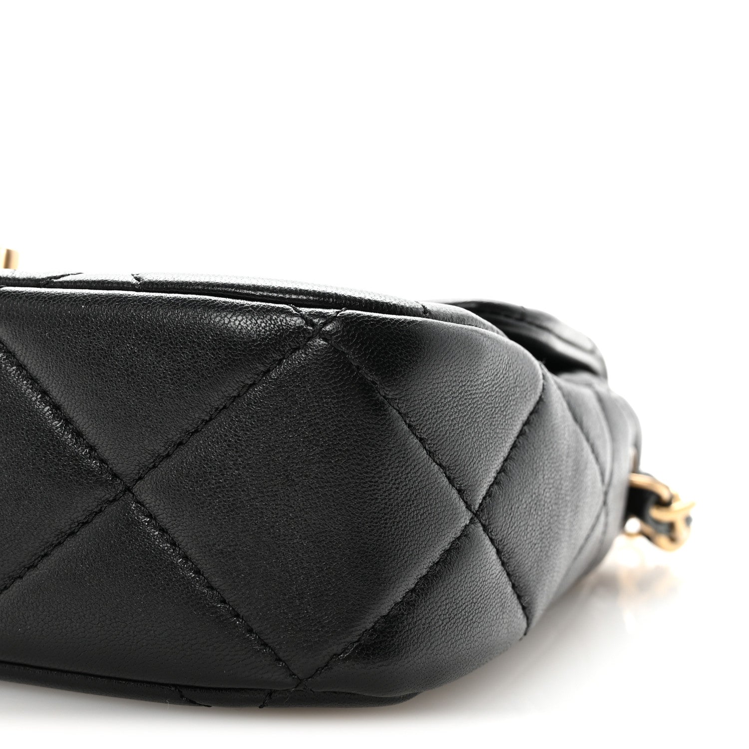 Lambskin Quilted Small CC Links Flap Black