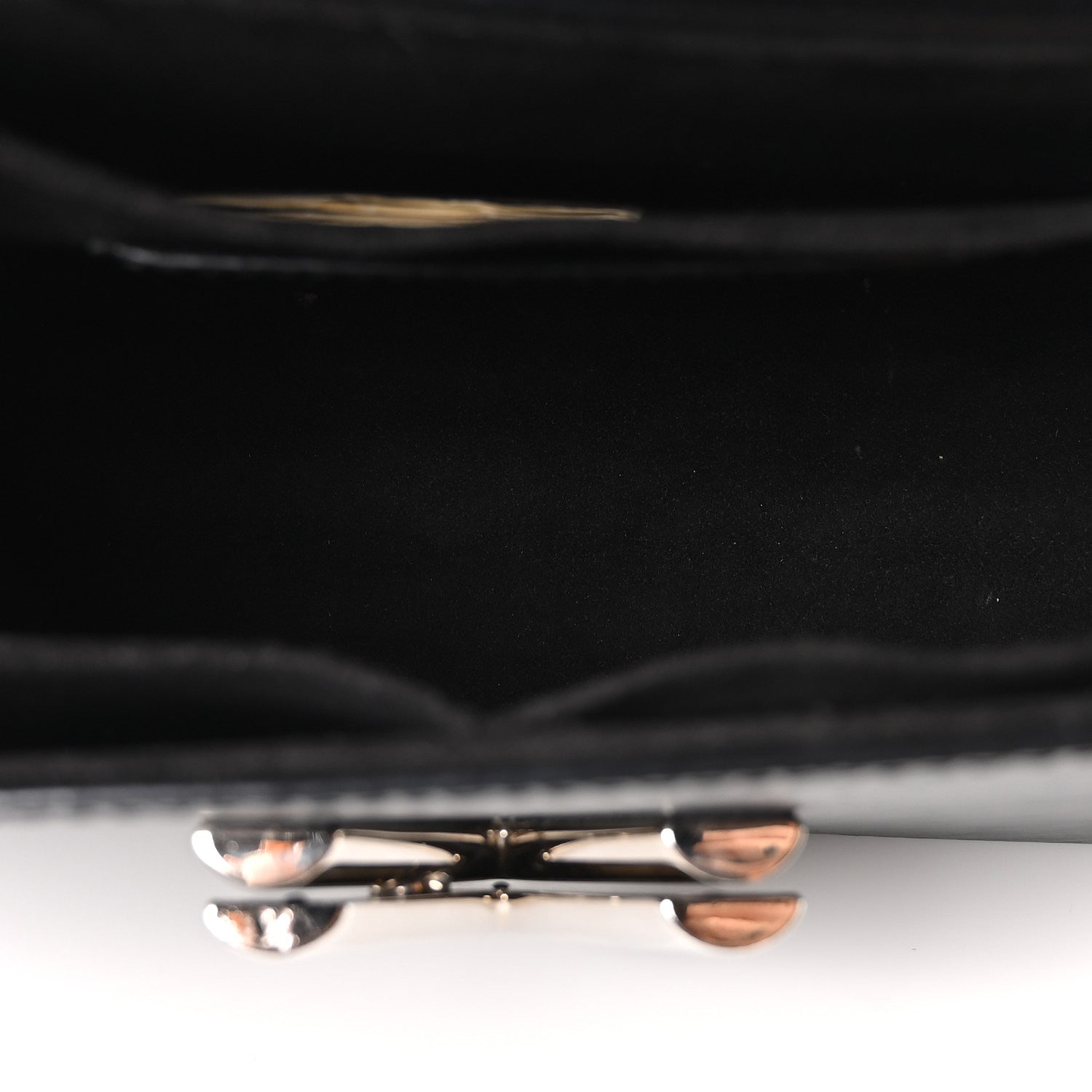 Epi Twist Shoulder Bag MM Black