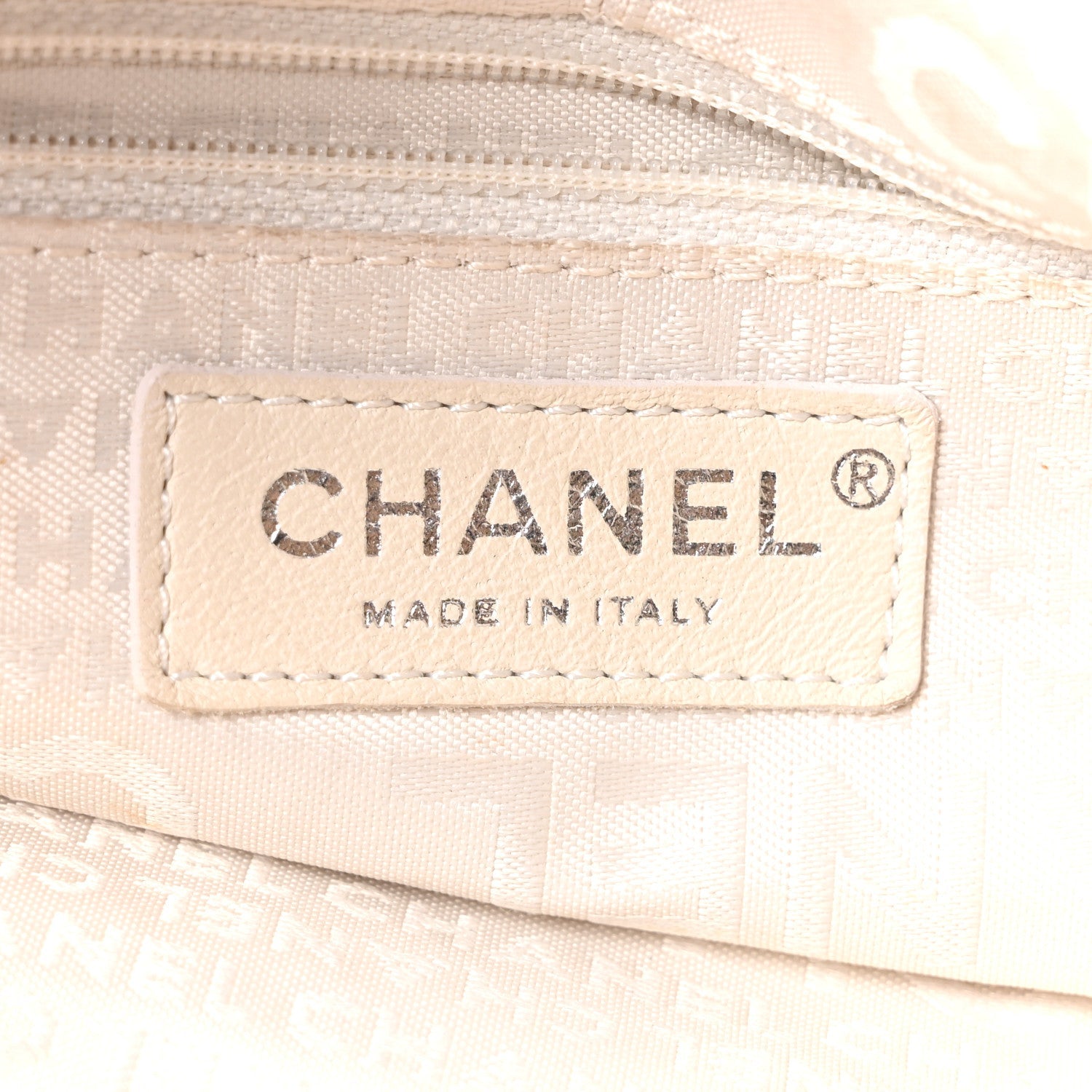Lambskin Large Ultimate Soft Tote Beige