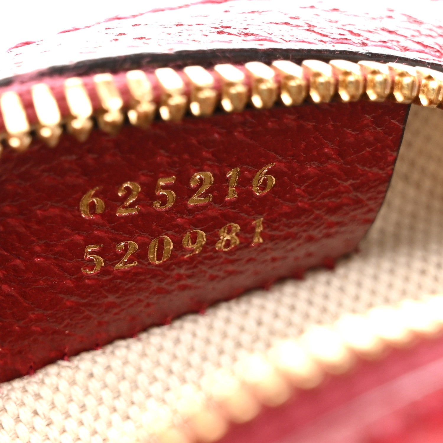X DORAEMON Mini Vintage GG Supreme Monogram Mini Round Shoulder Bag Beige Cherry Red