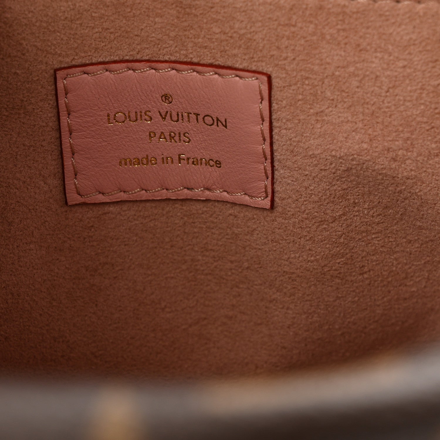 Grained Calfskin Monogram Double V Rose Poudre