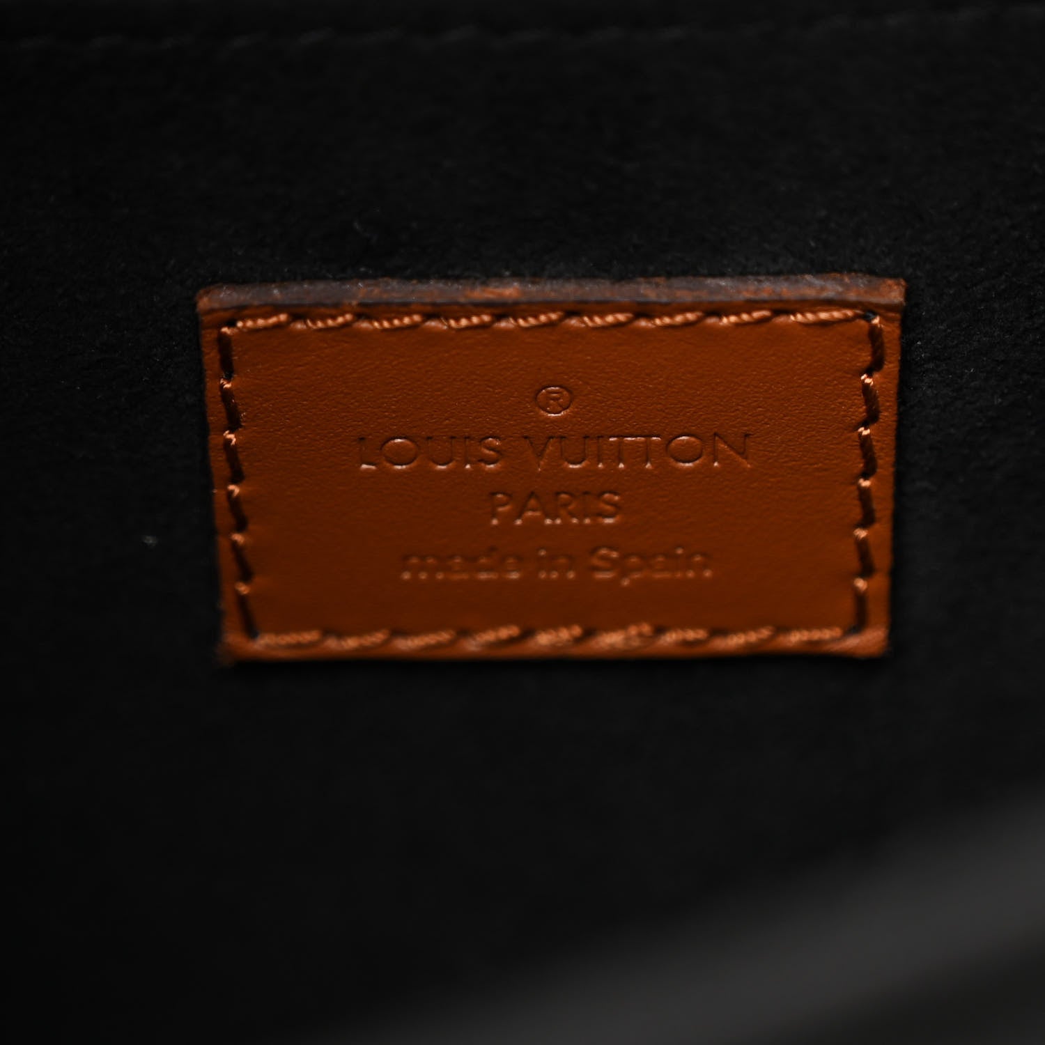 Reverse Monogram Dauphine MM