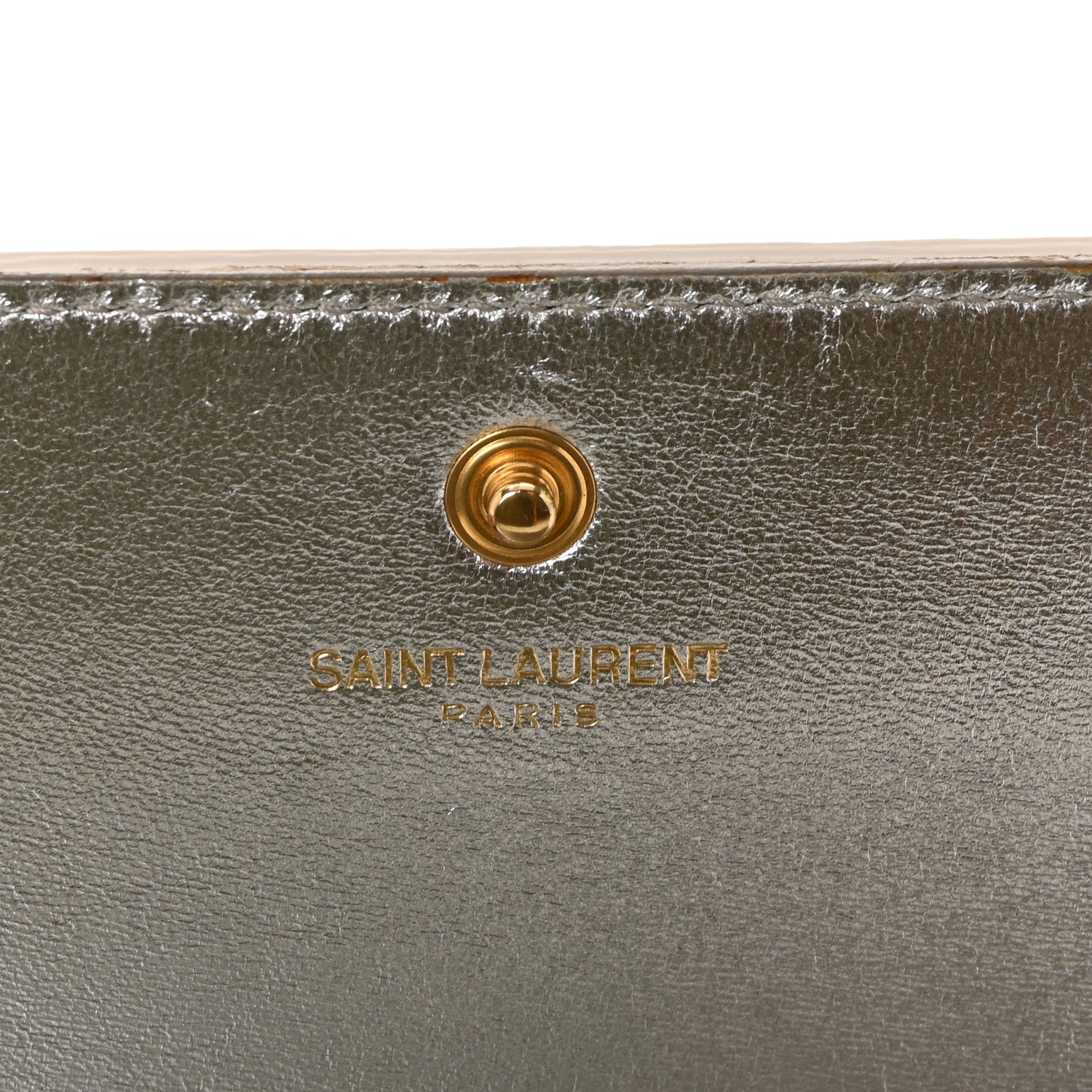 Metallic Grained Calfskin Classic Letters Chain Wallet Argento