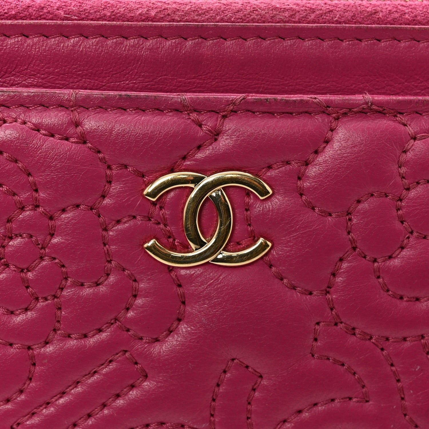 Lambskin Camellia Embossed Classic Zip Pouch Pink