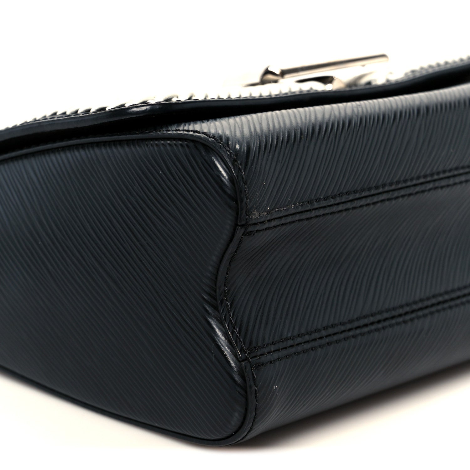 Epi Whipstitch Heart Twist Shoulder Bag MM Black