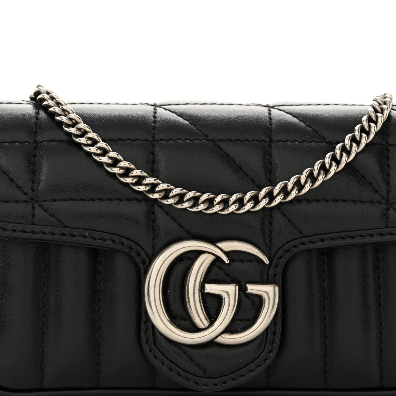 Calfskin Matelasse Aria Super Mini GG Marmont Shoulder Bag Black