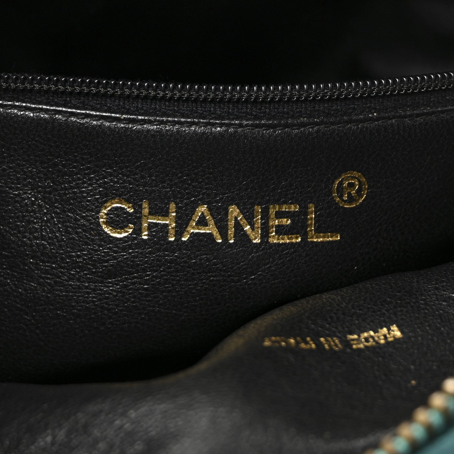 Suede Quilted CC Tassel Camera Bag Blue