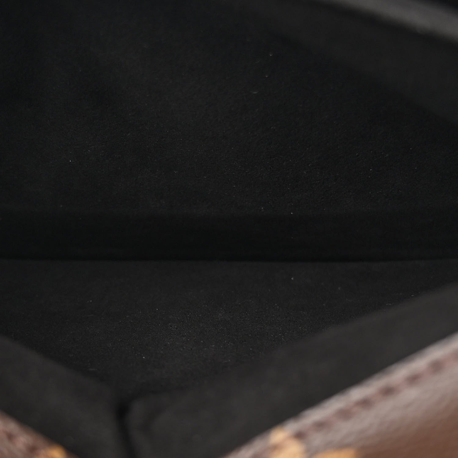Epi Monogram Floral Pochette Metis Black White