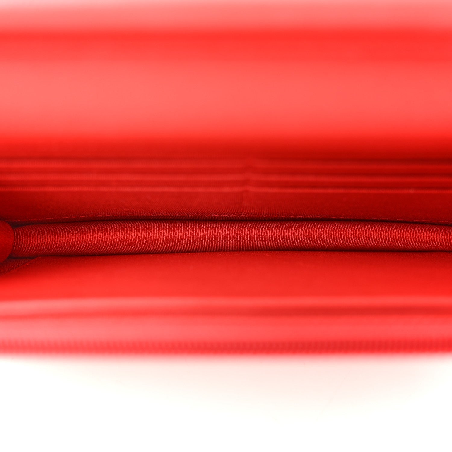 Grained Calfskin Quilted CC Box Wallet On Chain WOC Red