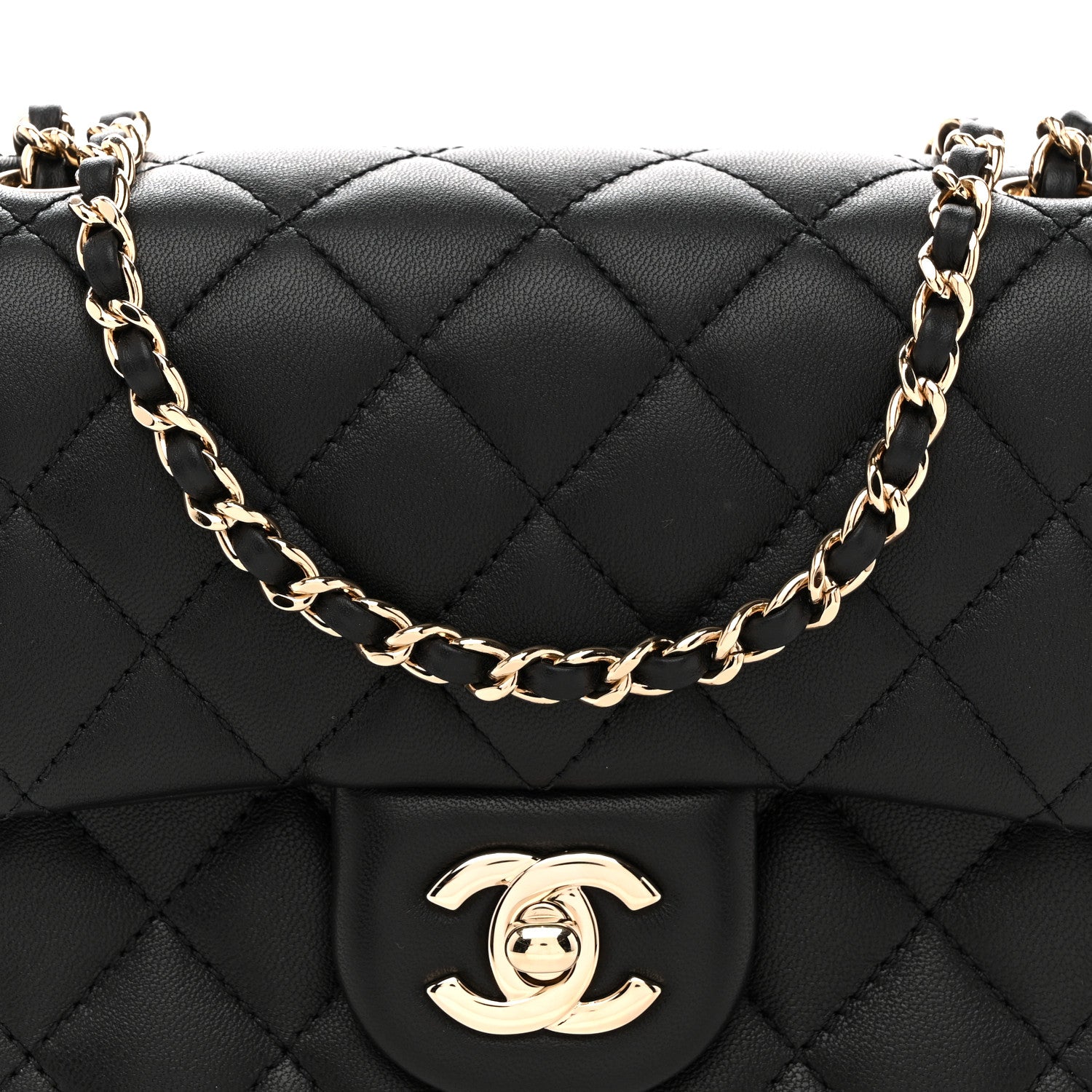 Lambskin Quilted Enamel Mini Pearl Crush Flap Black