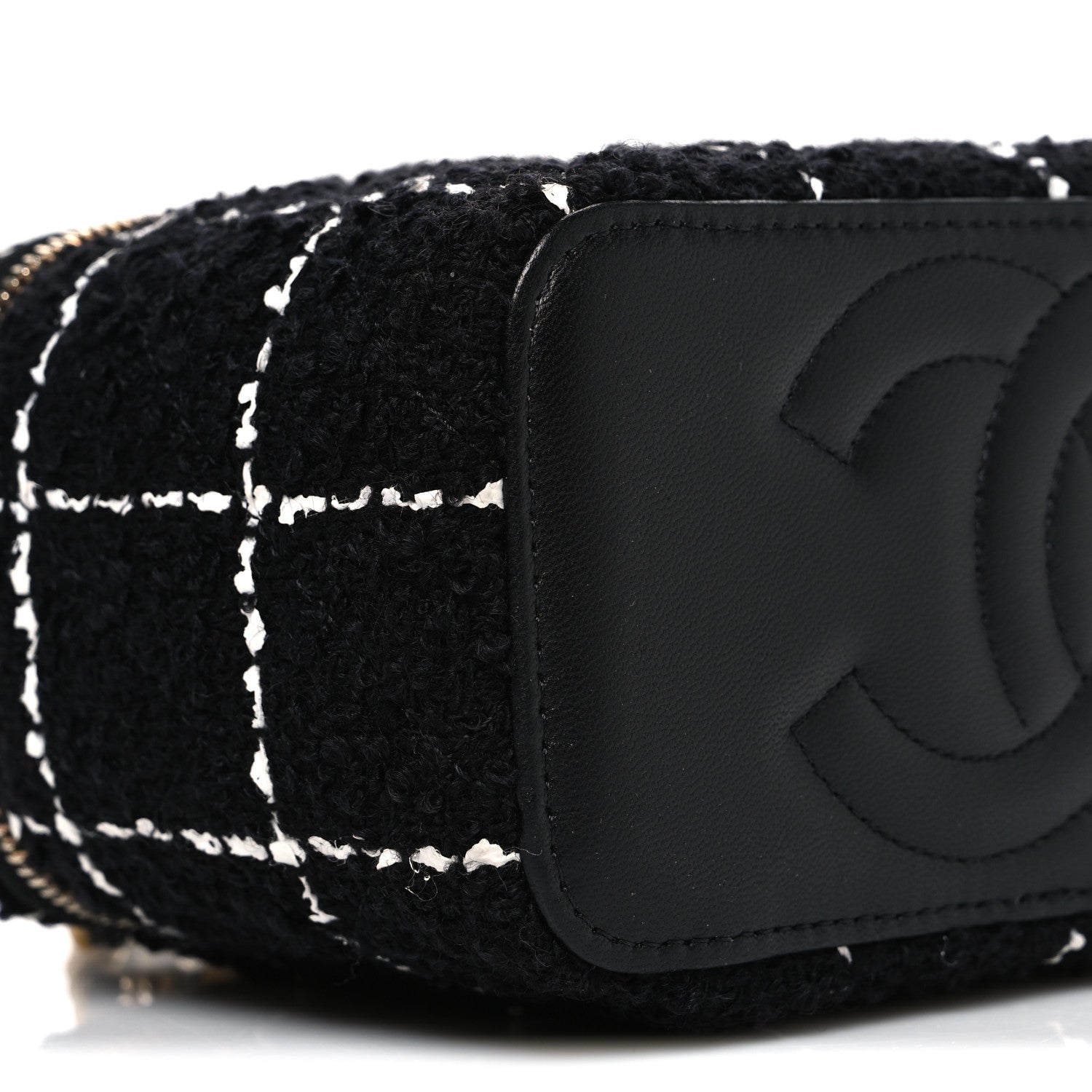 Tweed Pearl Crush Small Vanity Case With Chain  Black White