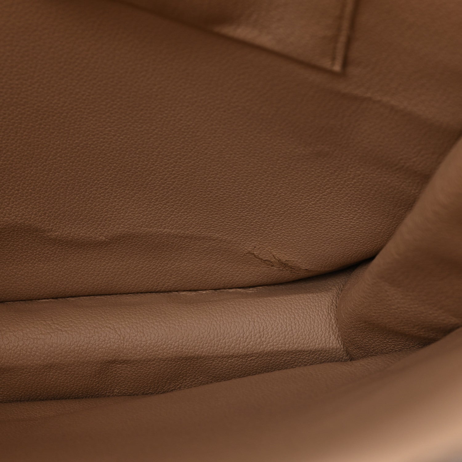 Monogram Sac Plat