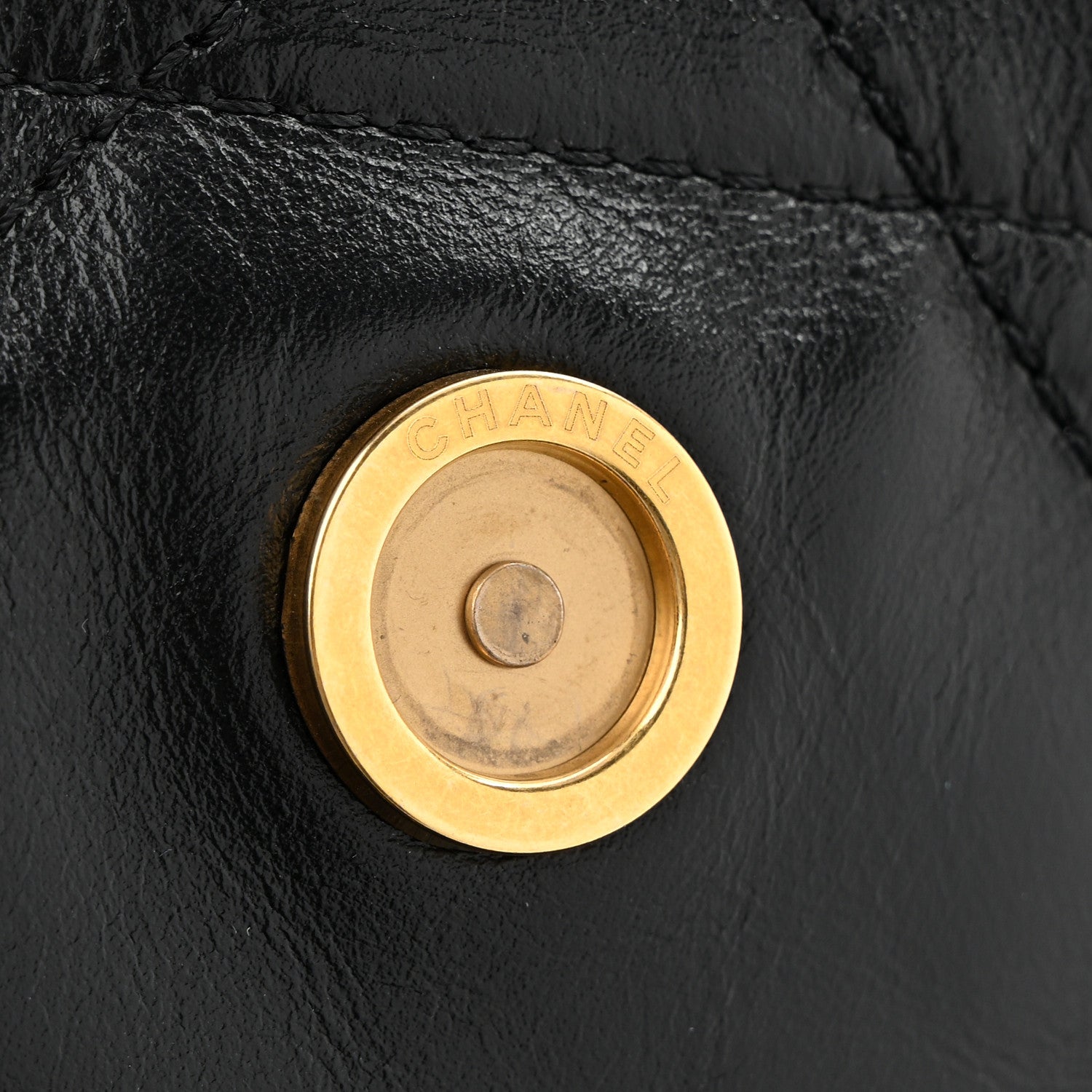 Shiny Calfskin Quilted Small Chanel 22 Black