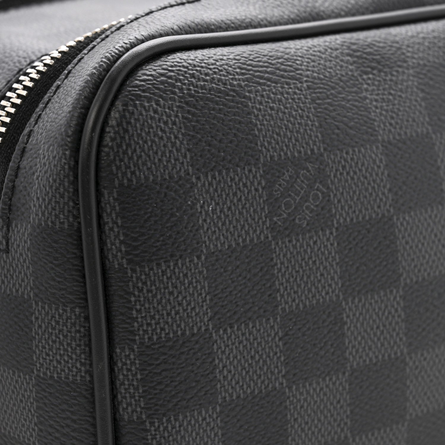 Damier Graphite Dopp Kit Toilet Pouch