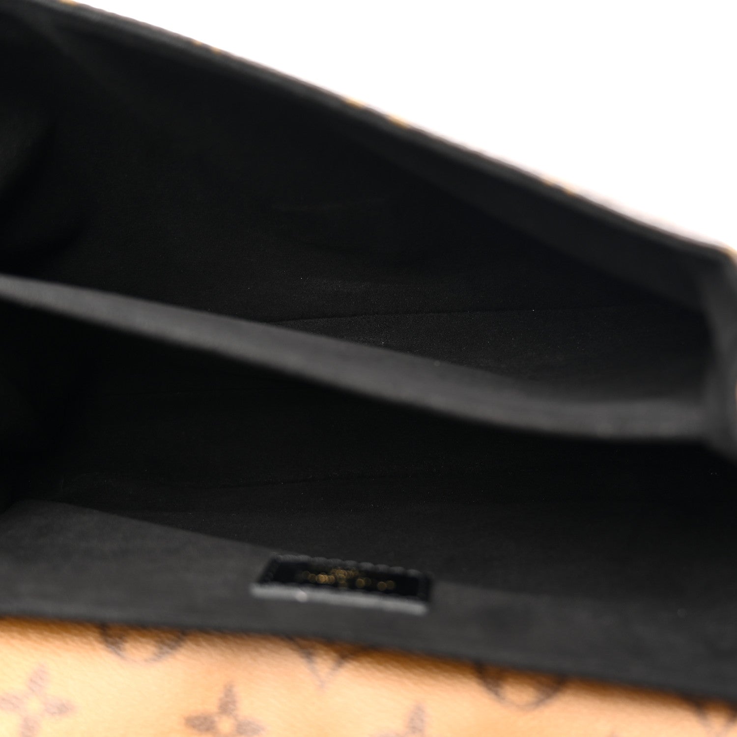 Reverse Monogram Pochette Metis