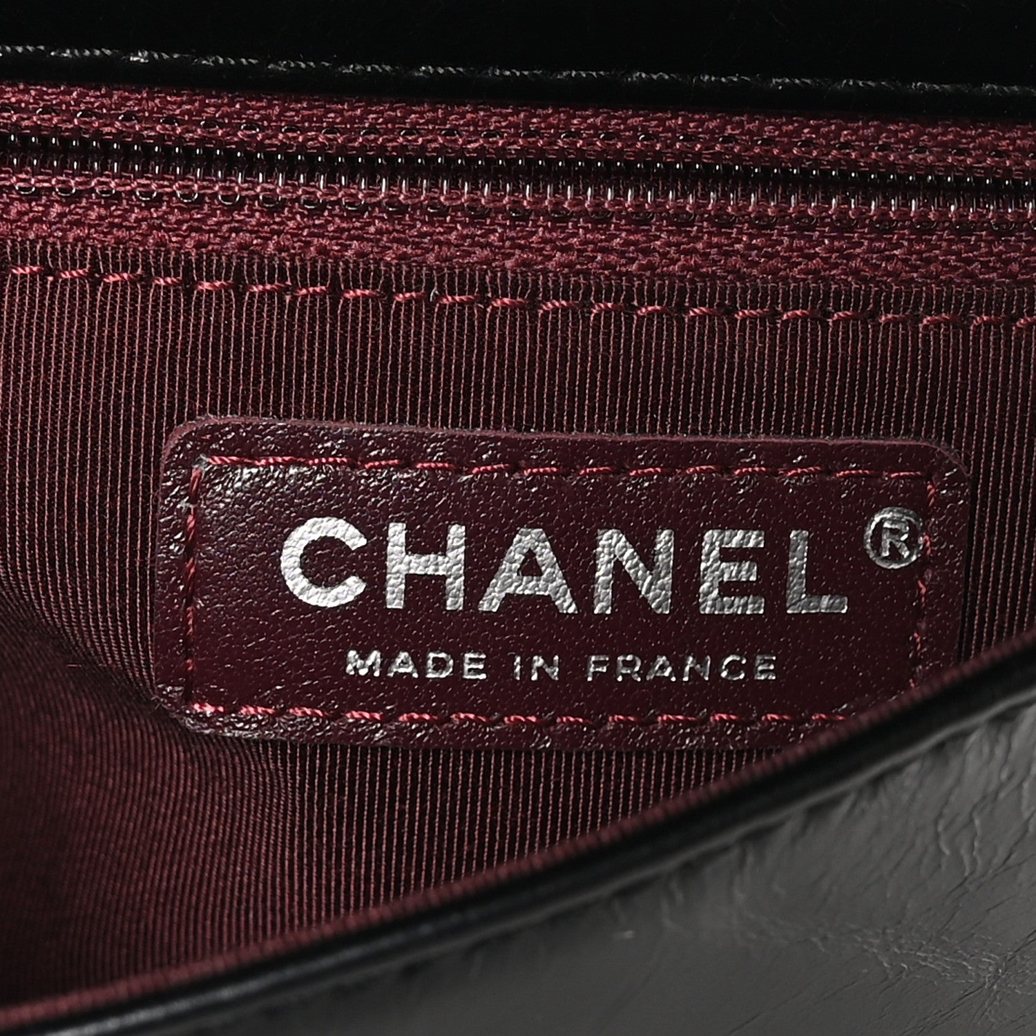 Glazed Calfskin Pilot Essentials Flap Black