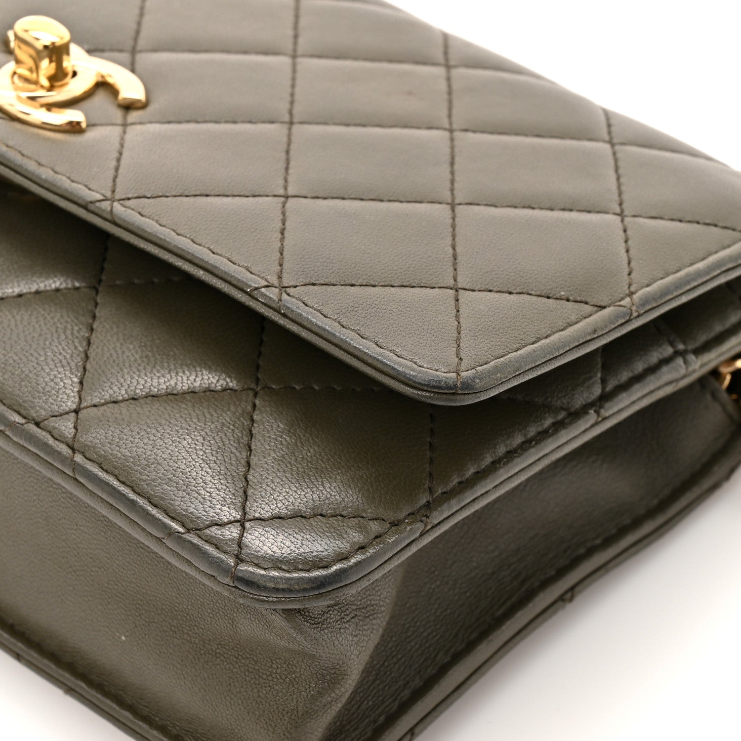 Lambskin Quilted Trendy CC Wallet On Chain WOC Green