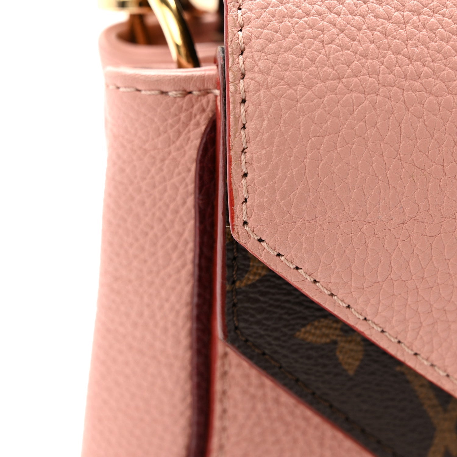 Grained Calfskin Monogram Double V Rose Poudre