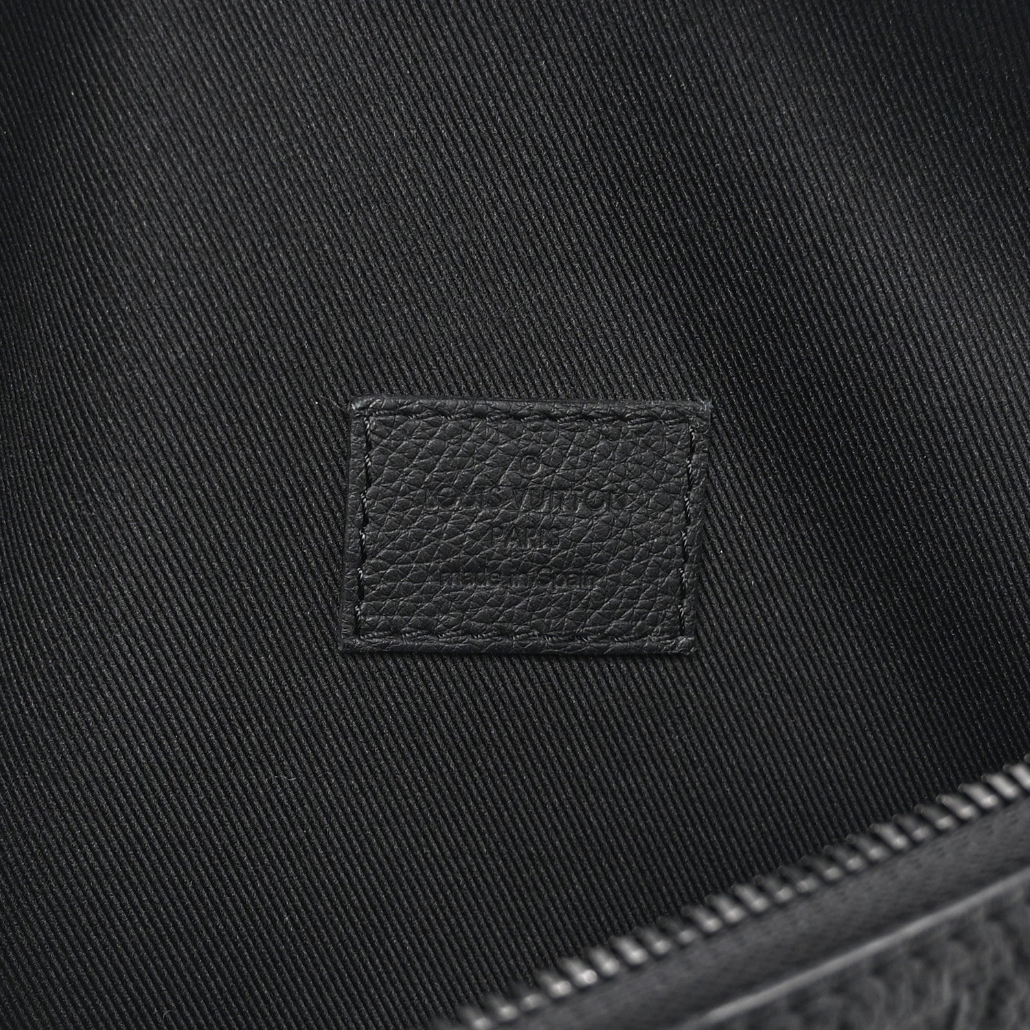 Calfskin Monogram Shadow Discovery Bumbag Black