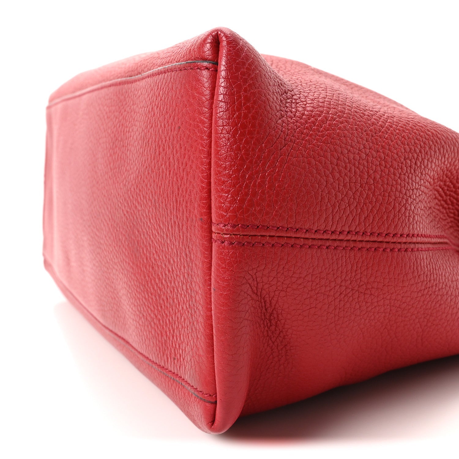 Pebbled Calfskin Medium Soho Chain Shoulder Bag Tabasco Red