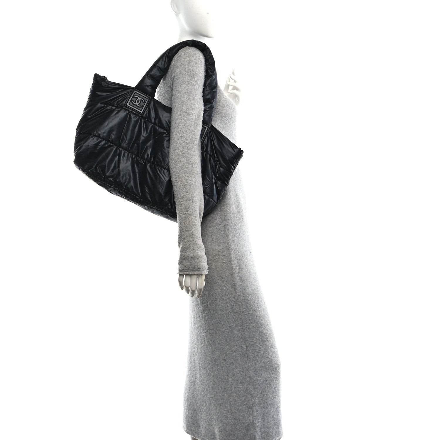 Lambskin Quilted Medium Coco Cocoon Reversible Tote Black
