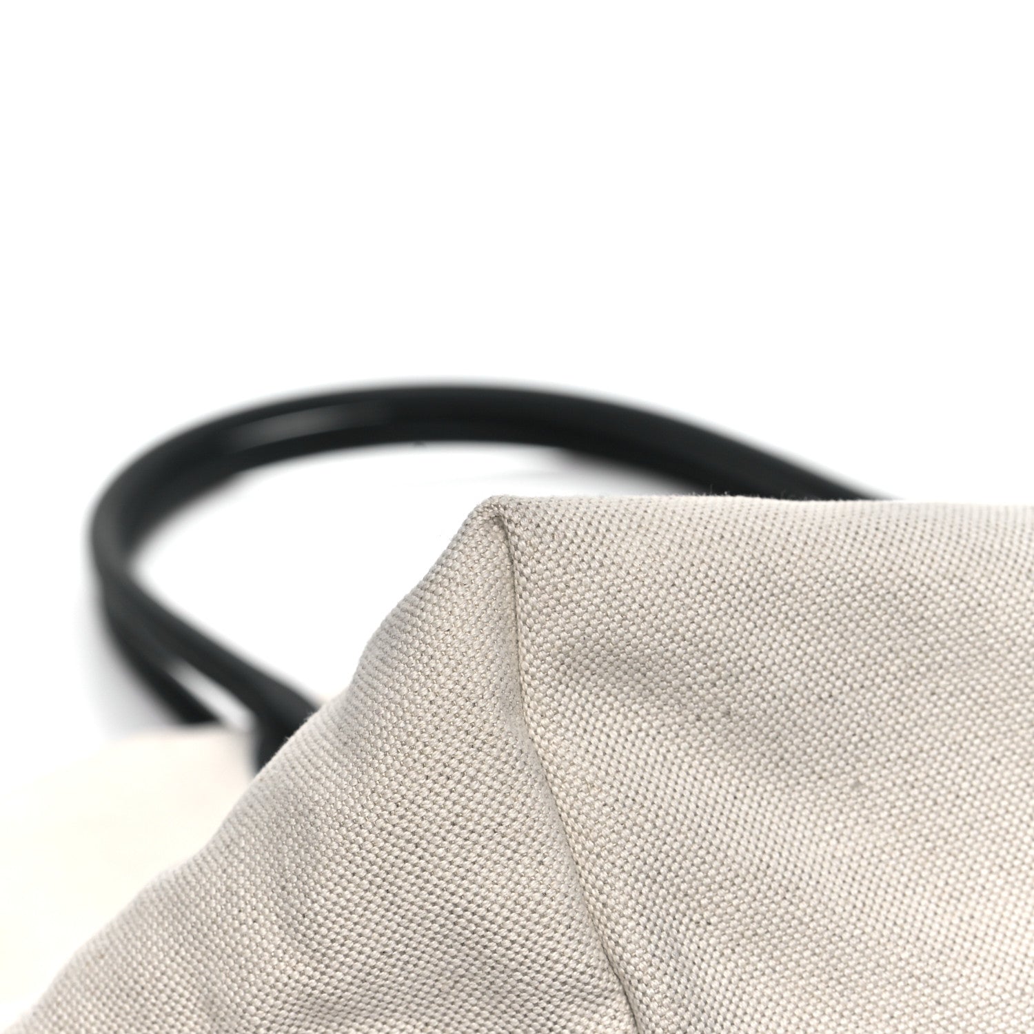 Linen Calfskin Rive Gauche Maxi Tote Grege et Noir
