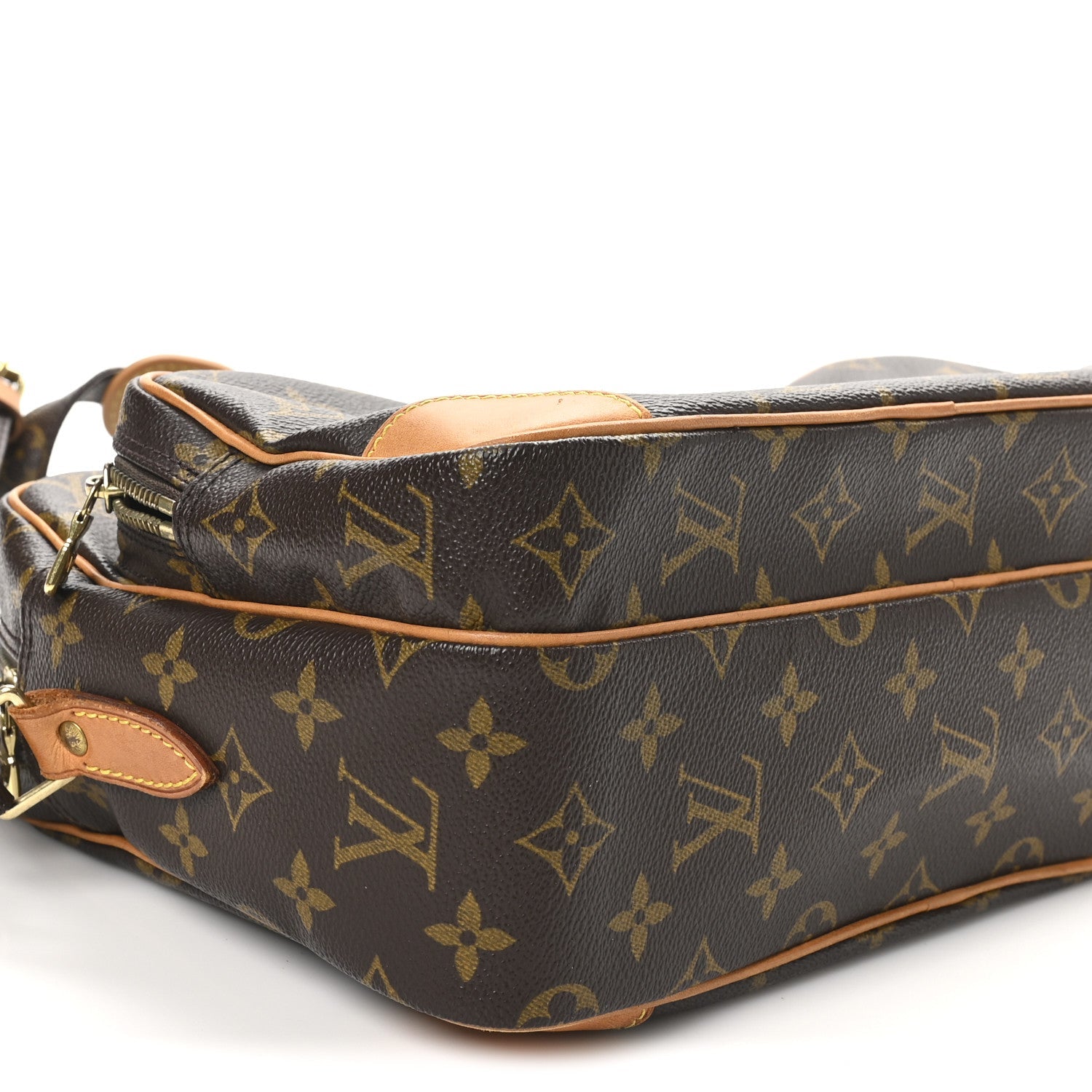 Monogram Nil 28