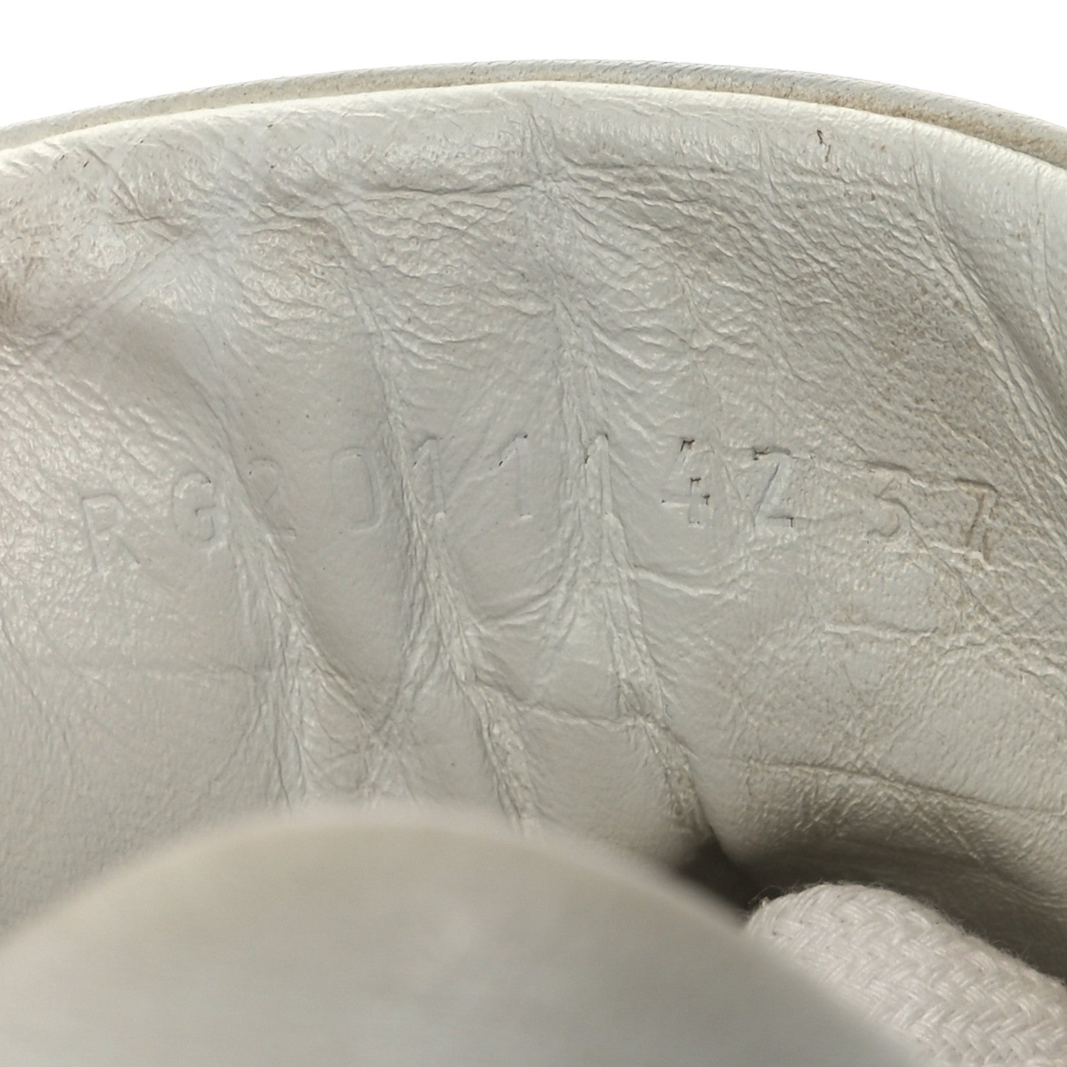 Calfskin Womens Advantage Sneakers 37 White