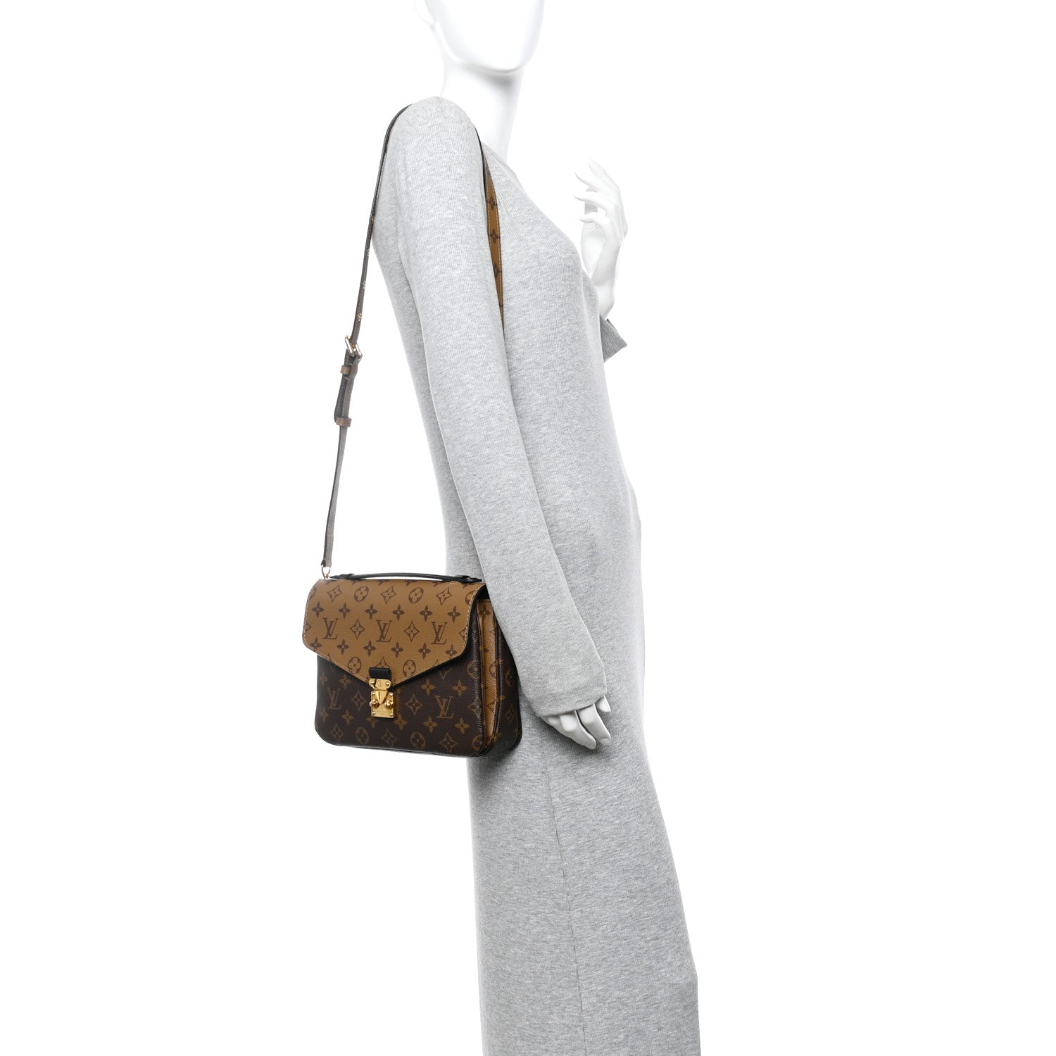Reverse Monogram Pochette Metis
