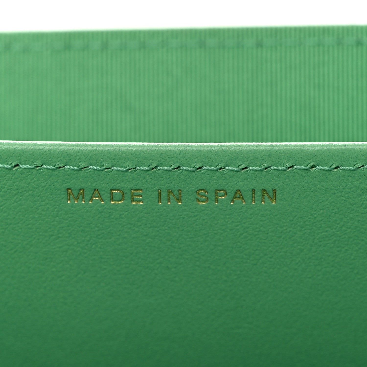 Caviar Quilted Flap Card Holder On Chain Light Green