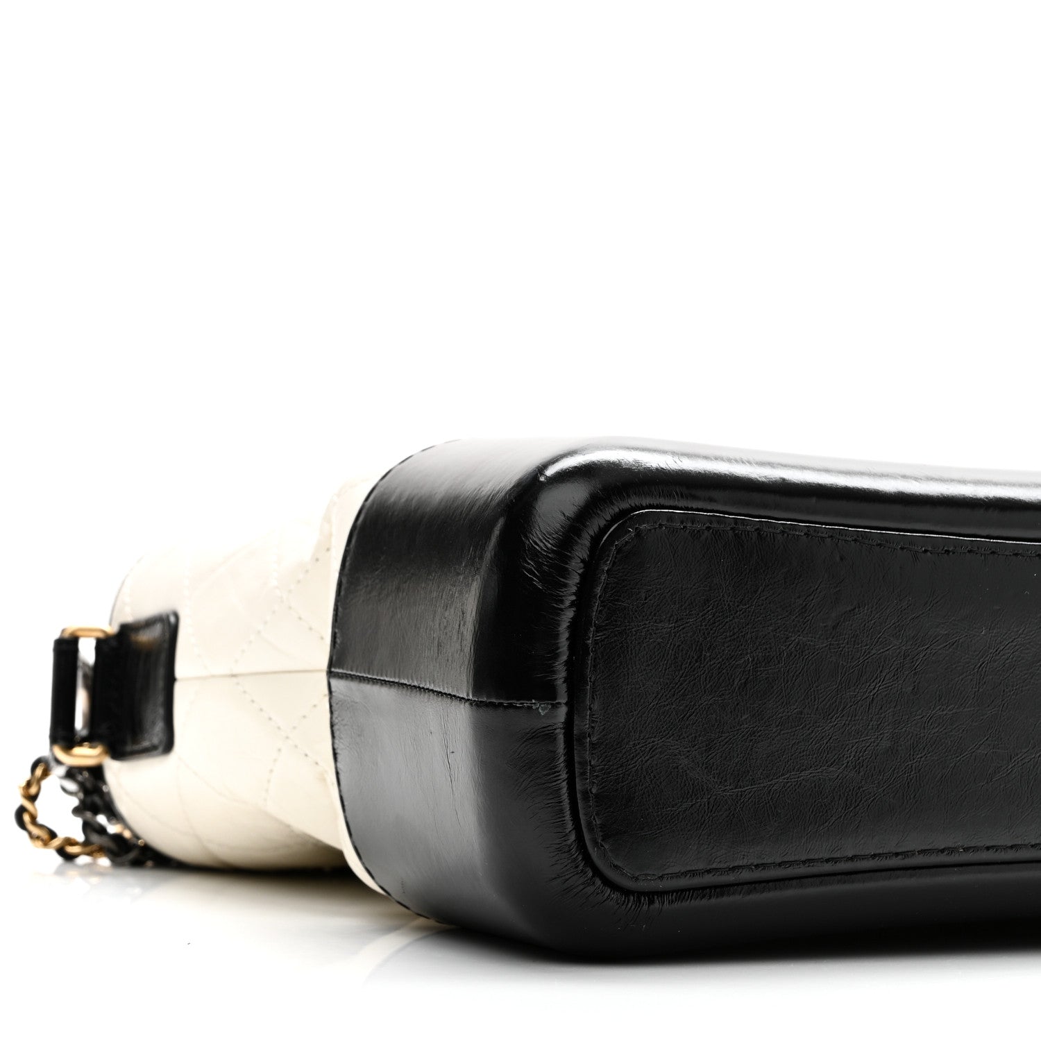 Aged Calfskin Quilted New Medium Gabrielle Hobo White