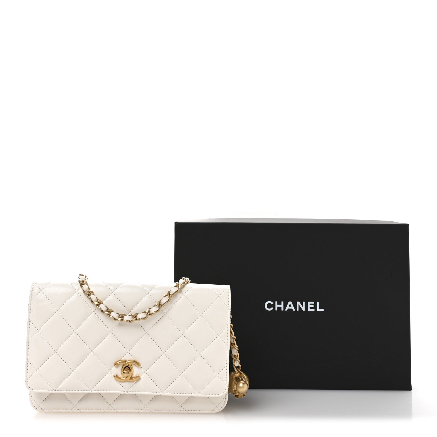 Lambskin Quilted CC Pearl Crush Wallet on Chain WOC White