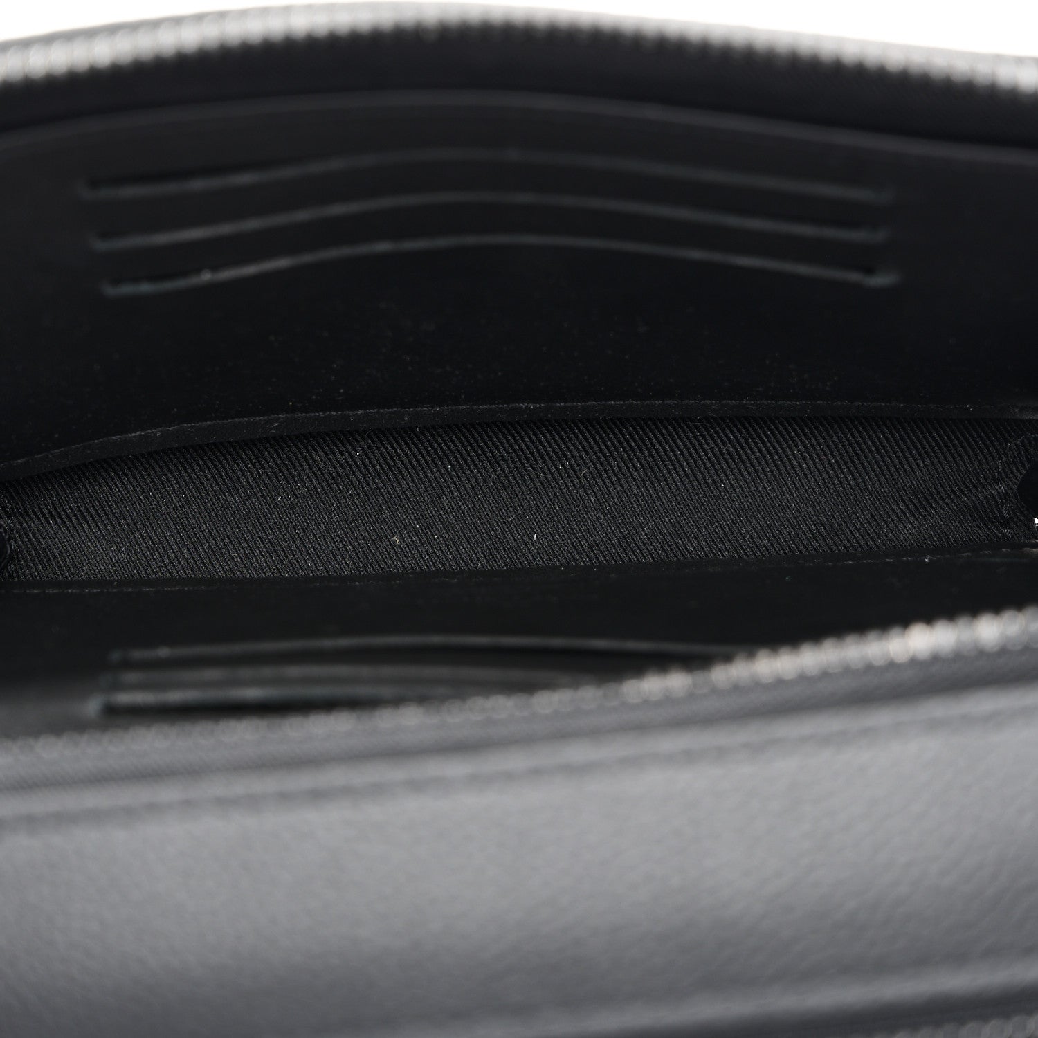 Calfskin Aerogram Alpha Wearable Wallet Black
