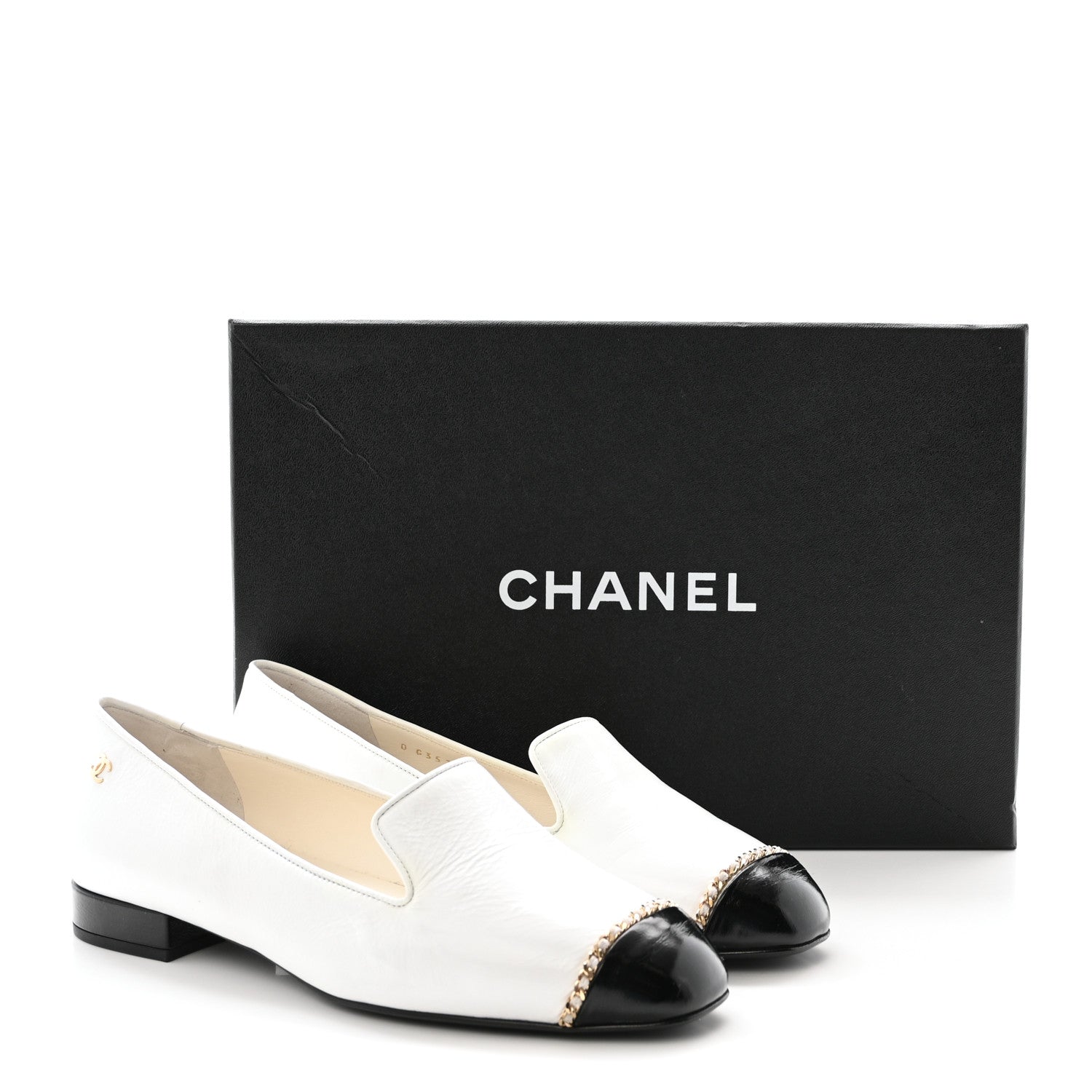 Patent Cap Toe Chain Moccasin Loafers 37 White Black