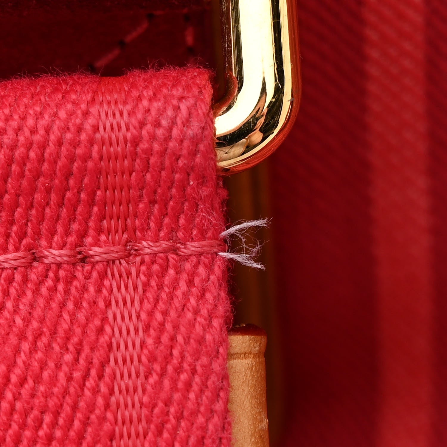 Denim Articles de Voyage Cabas Castillan Red