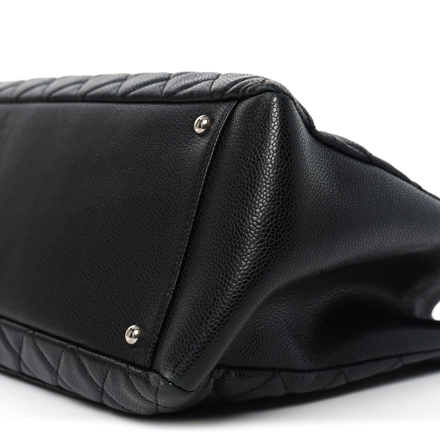 Caviar Quilted XL Grand Shopping Tote GST Black