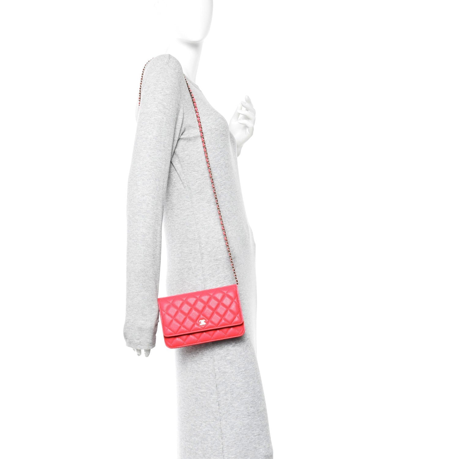 Caviar Quilted Wallet on Chain WOC Pink