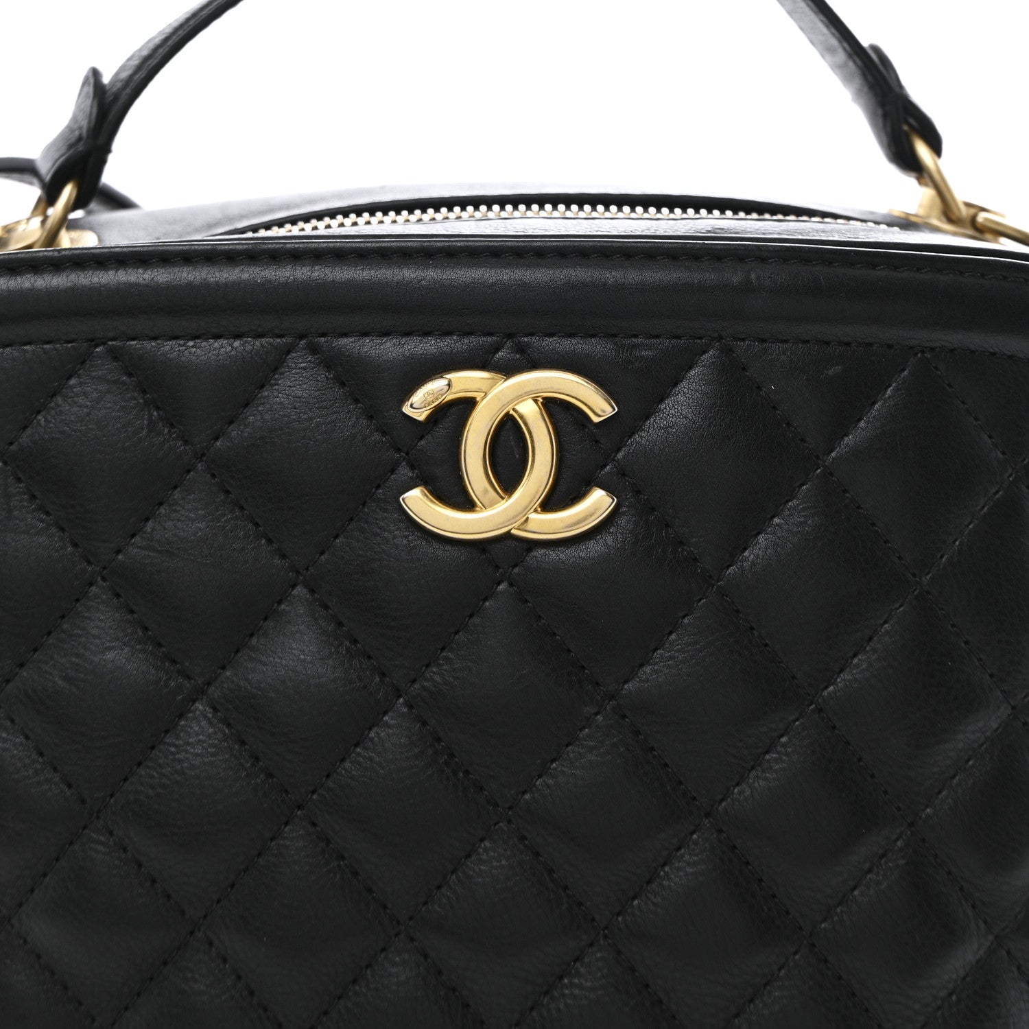 Calfskin Quilted CC Medium Vanity Case Black