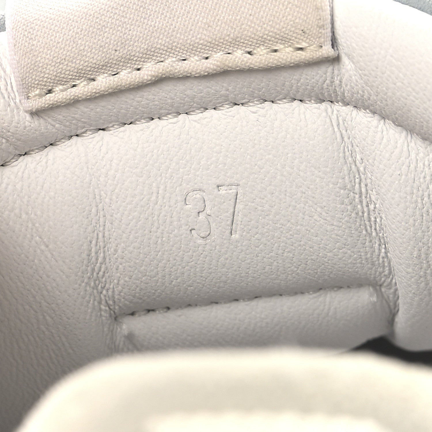 Suede Goatskin Jet Sneakers 37 Gris Nuage White