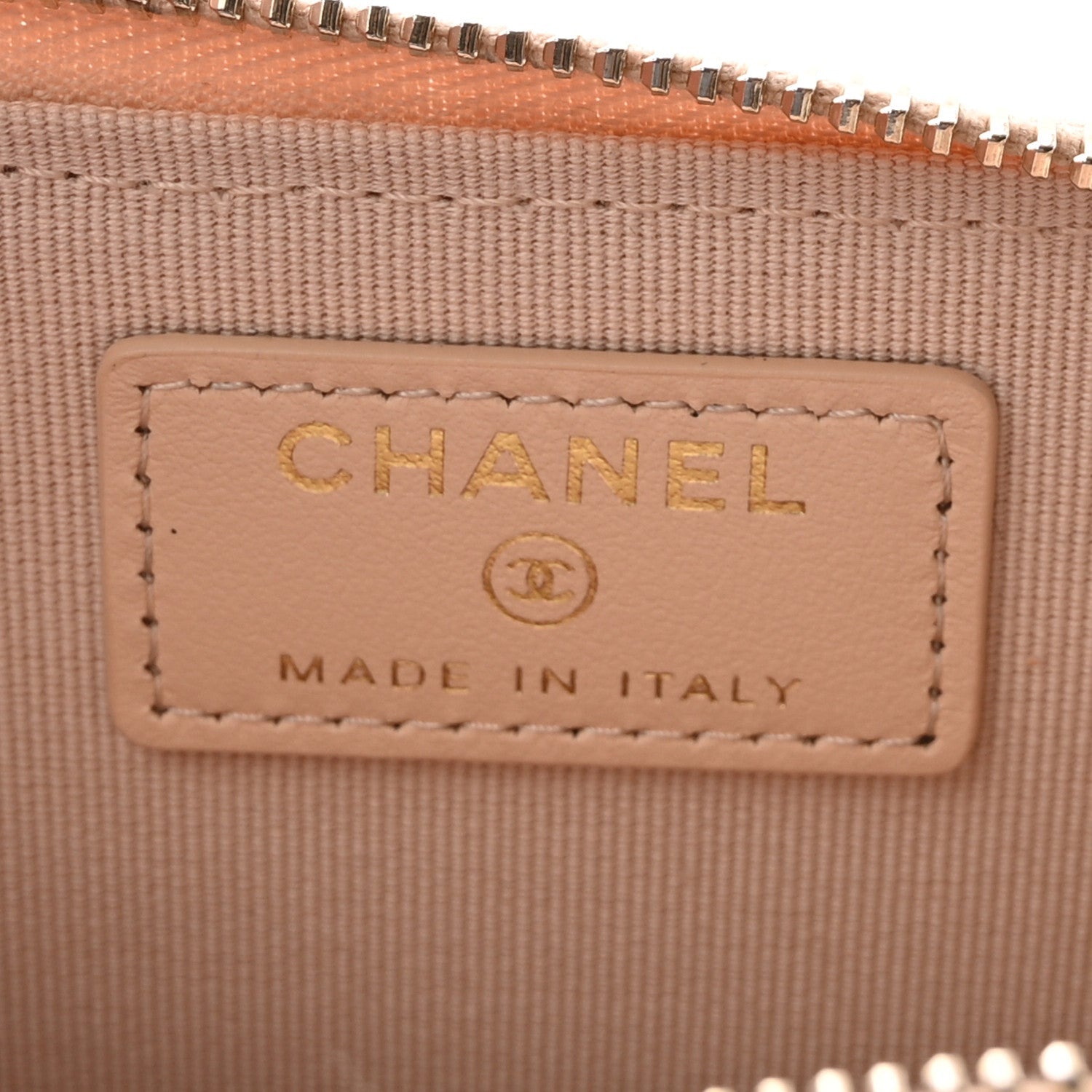 Caviar Quilted CC Zip Around Card Holder Beige