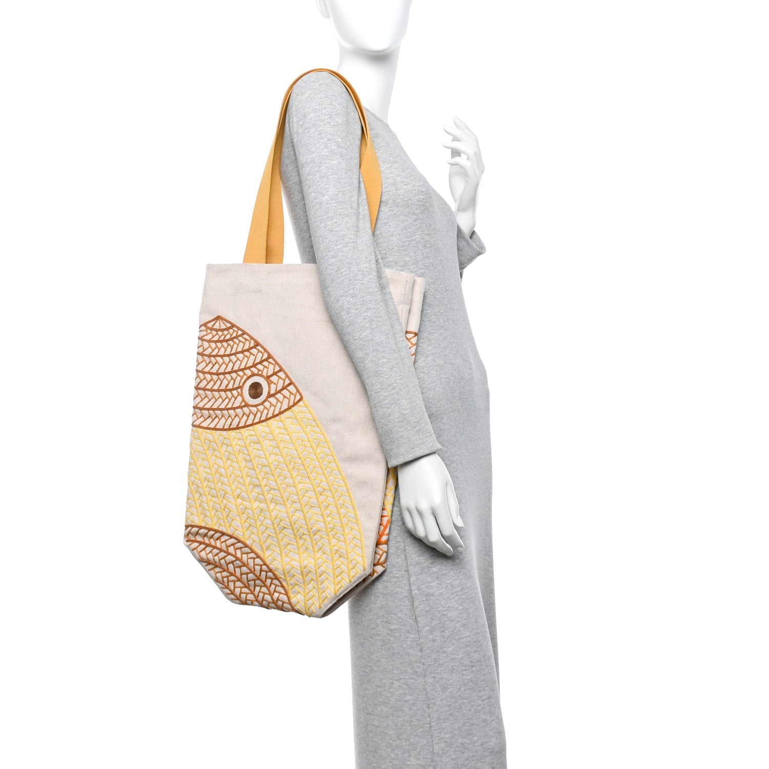 H Canvas Embroidered Poisson Natte Beach Bag Camel Jaune