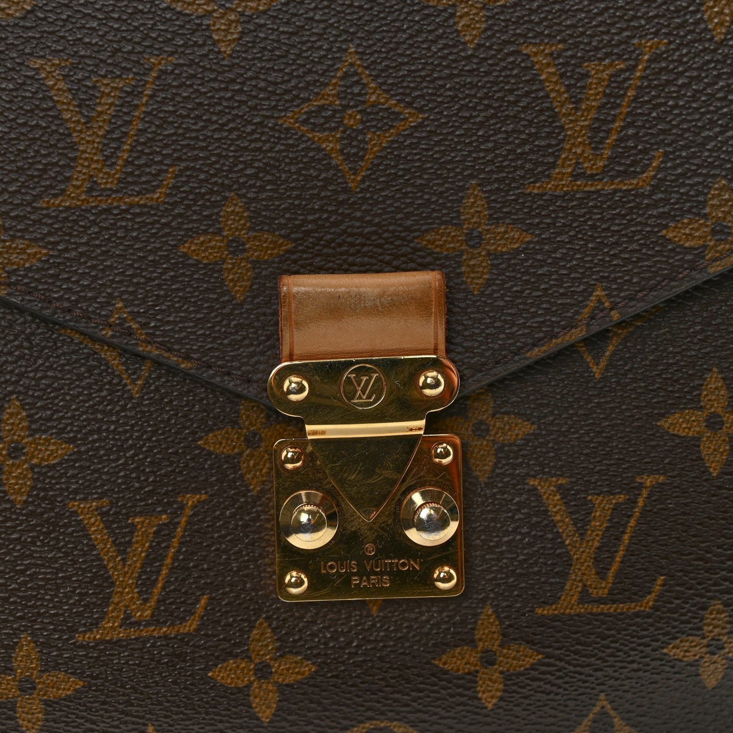 Monogram Metis