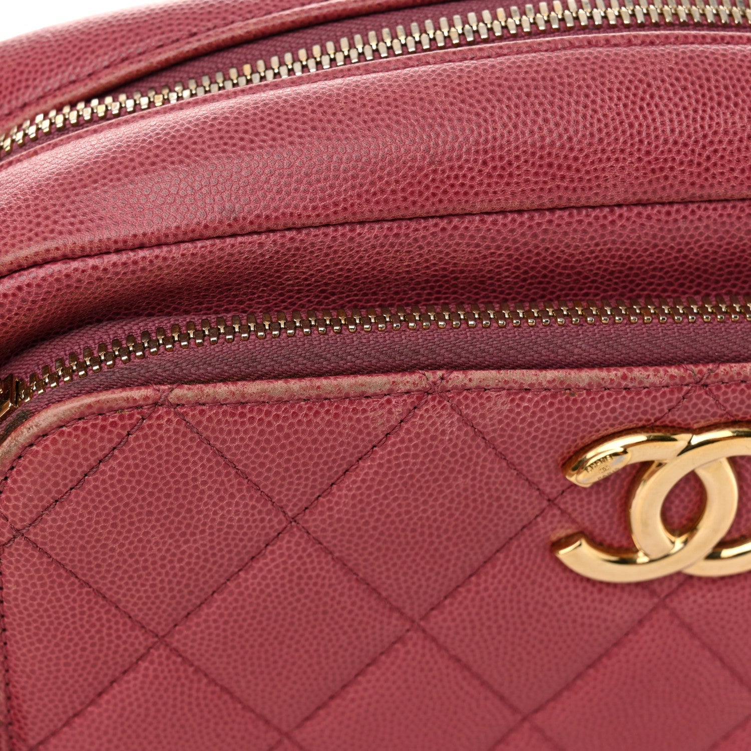 Caviar Quilted Medium Business Affinity Camera Case Dark Pink