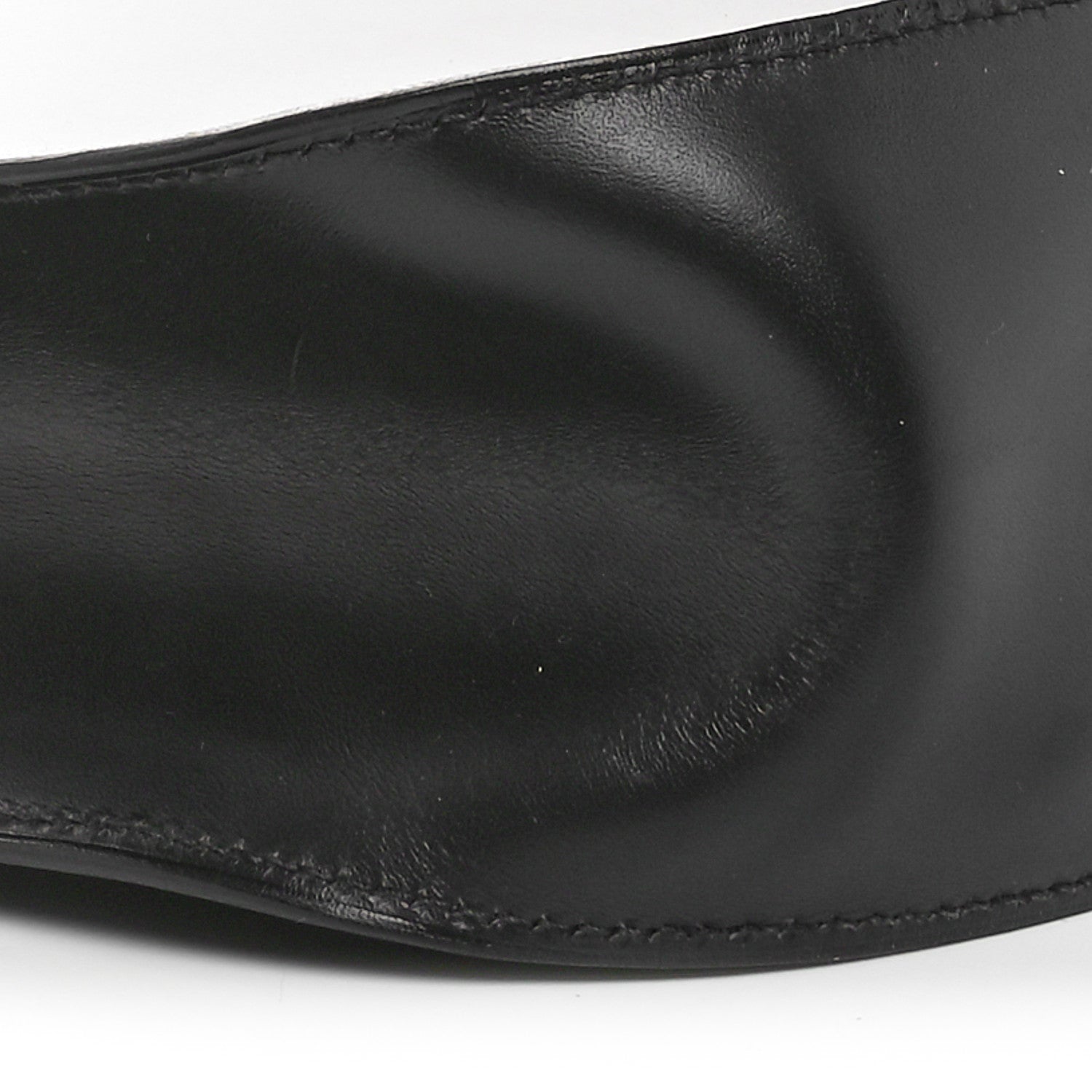 Vache Hunter Evelyne Sellier 29 PM Black