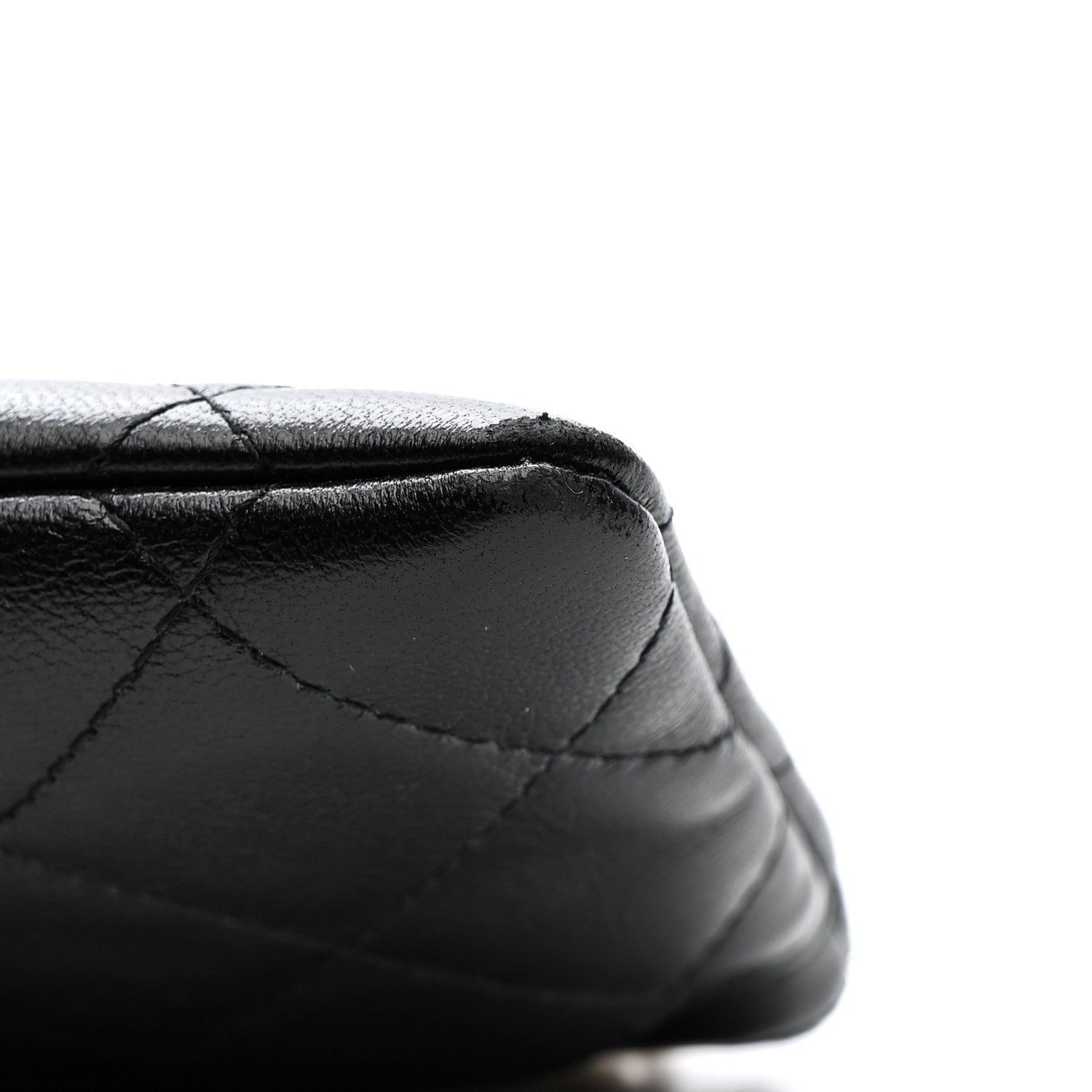 Mesh Shiny Lambskin Clutch With Chain  Black