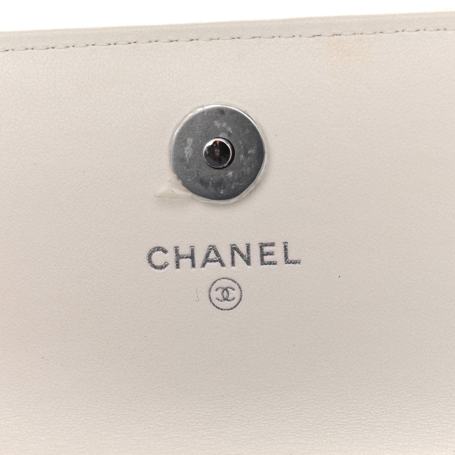 Caviar Quilted My Everything Belt Flap Card Holder White