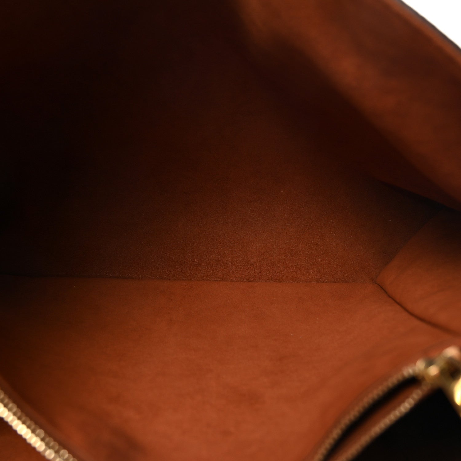 Grained Calfskin Lockme Shopper Chataigne