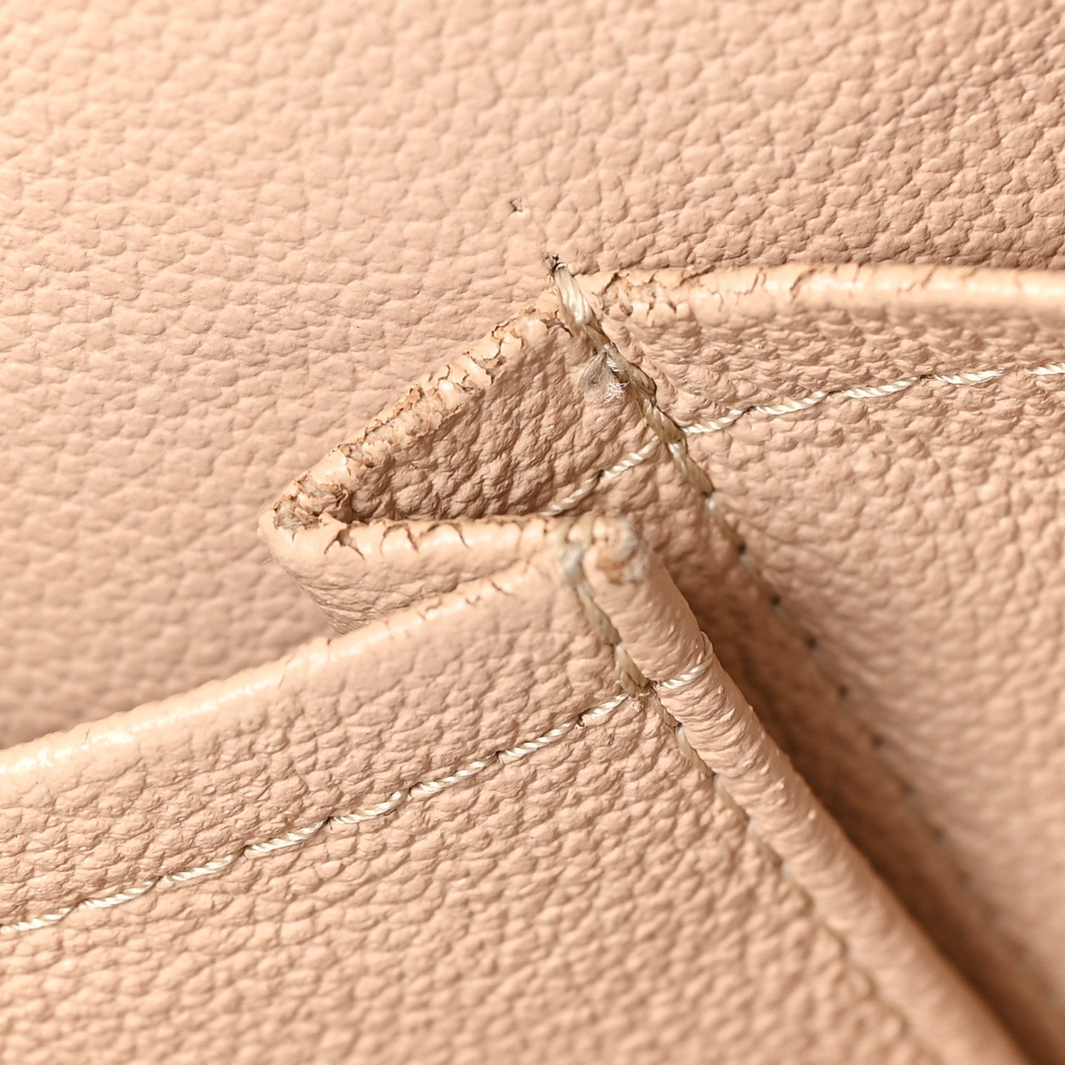 Monogram Sac Plat