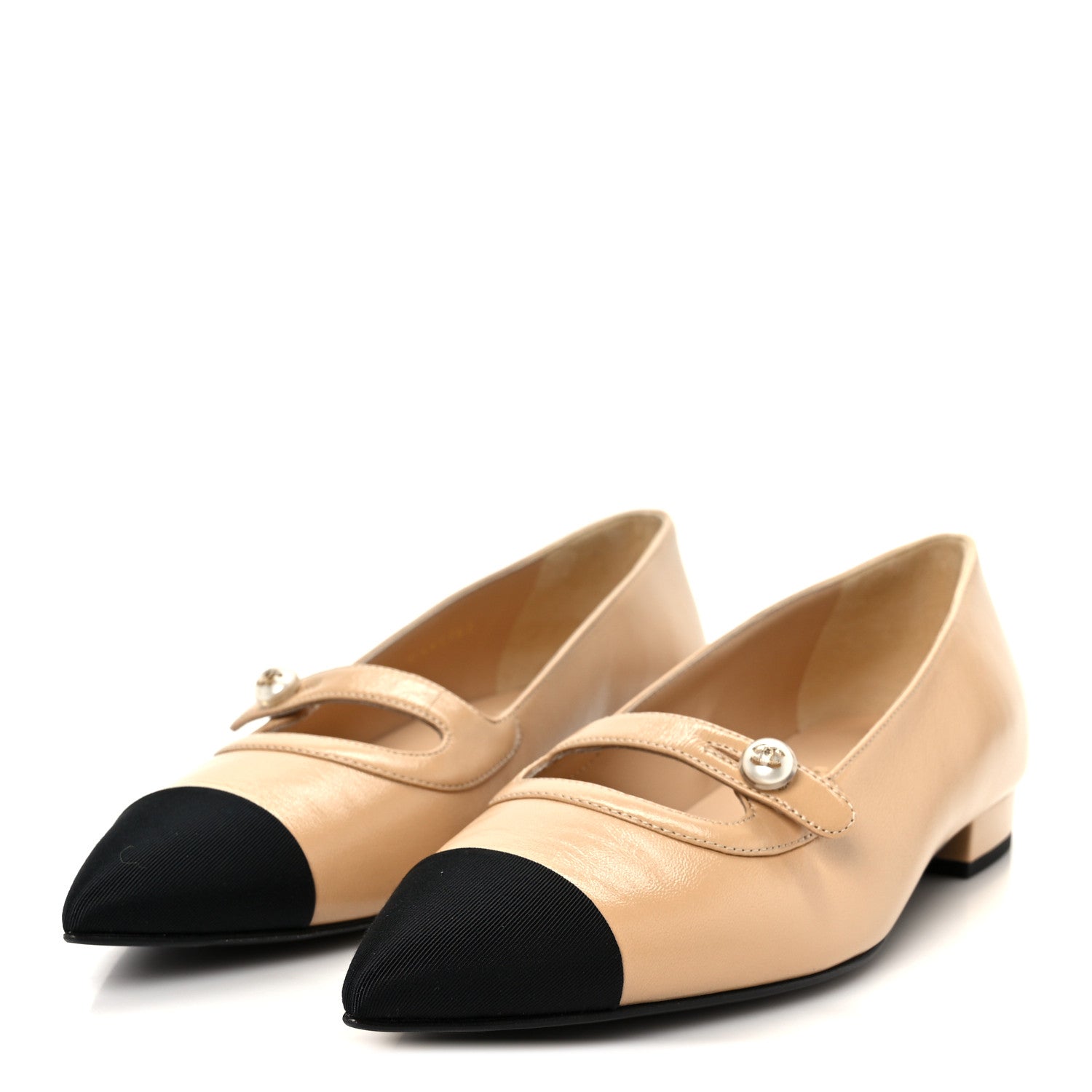 Shiny Lambskin Grosgrain Pointed Toe CC Ballet Flats 37.5 Beige Black