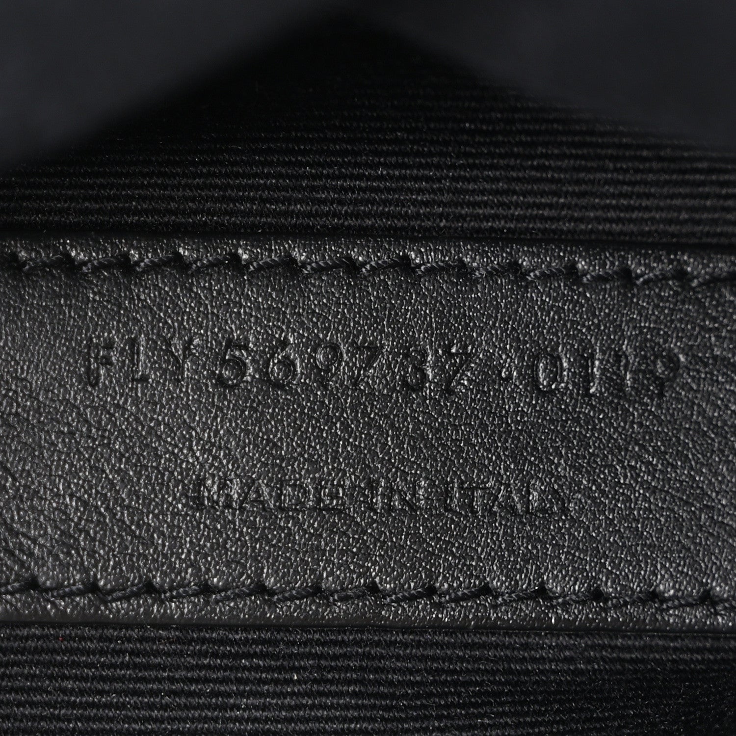 Grain De Poudre Monogram Belt Bag Black